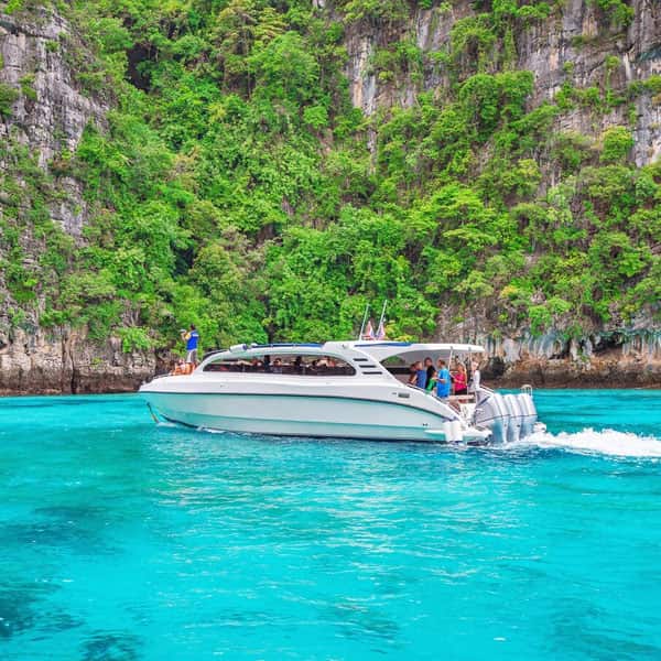 James Bond + Hong island by speedboat tour